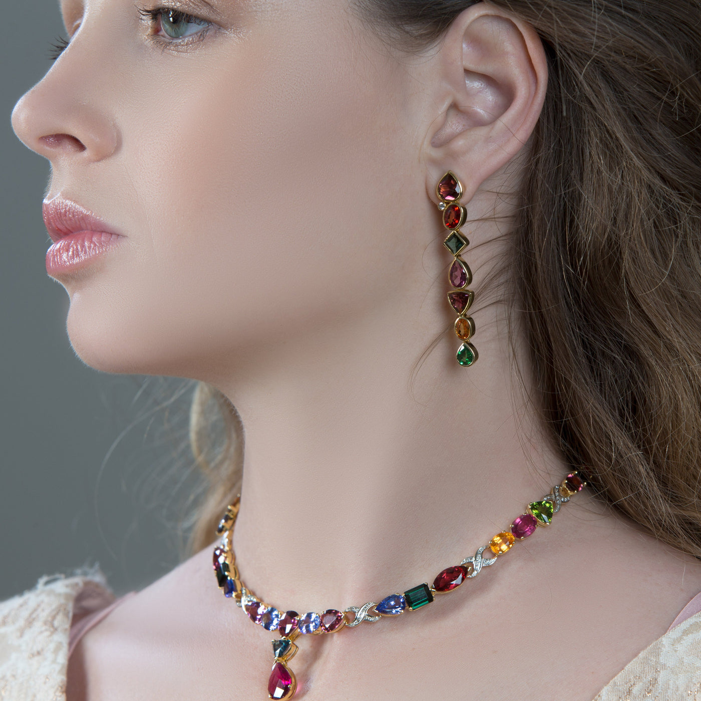 Multicolor Stone & Diamond Necklace In 18K Yellow Gold - Tresor CollectionElegant woman wearing multi-gemstone necklace – luxury handcrafted jewelry by Tresor Collection