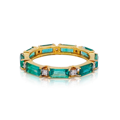 Emerald Rectangle And Diamond Ring In 18K Yellow Gold - Tresor Collection Emerald eternity band ring flatlay – handcrafted luxury fine jewelry by Tresor Collection