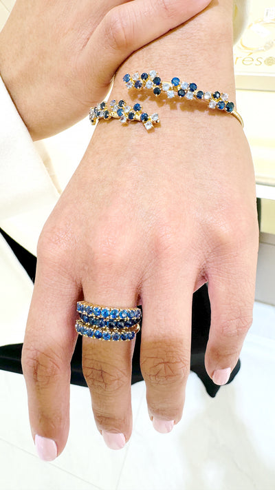 Blue Sapphire Round Ring In 18K Yellow Gold