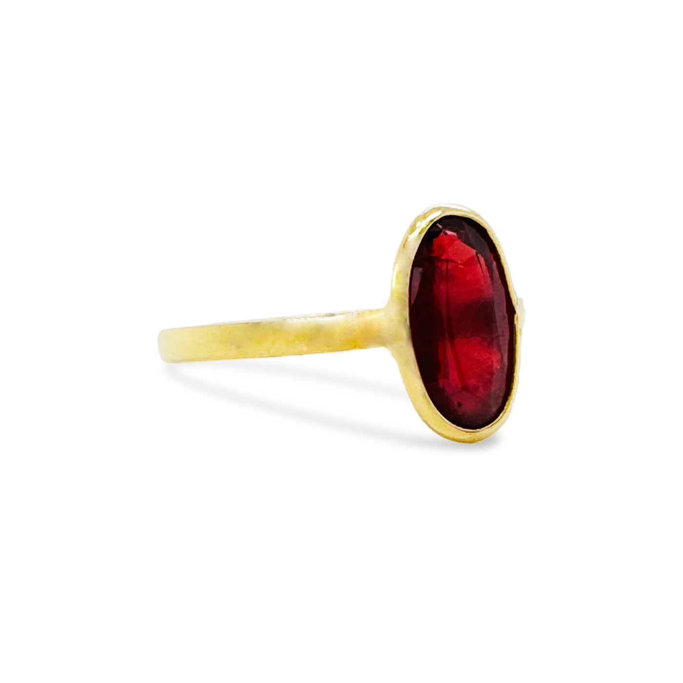 Orange Sapphire Oval Ring In 18K Yellow Gold