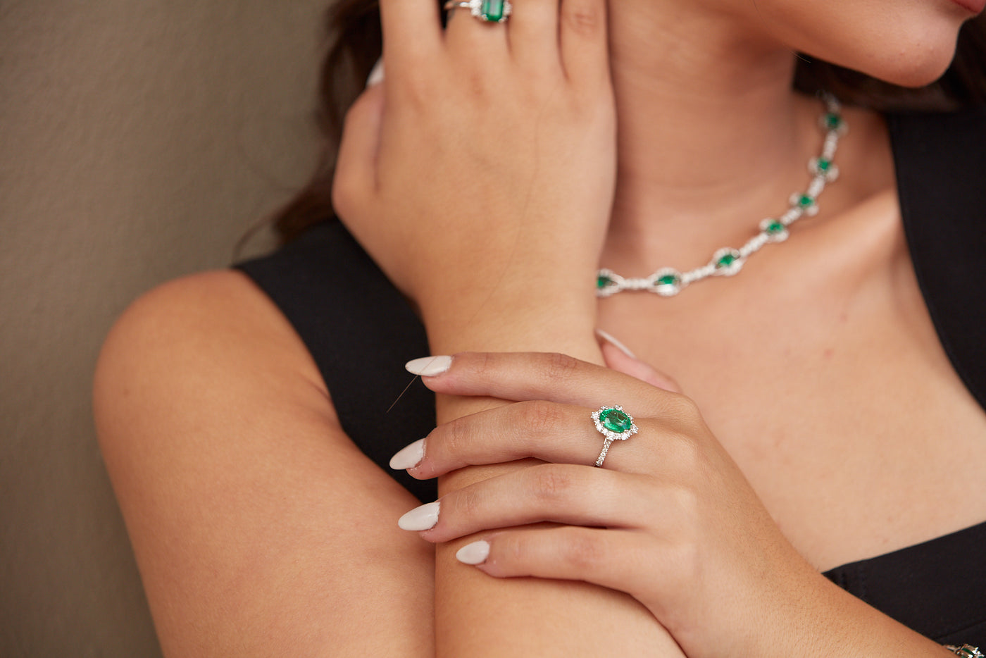 Emerald Oval & Diamond Ring In 18K White Gold - Tresor Collection Matching emerald ring and earrings set – luxury fine jewelry ensemble by Tresor Collection