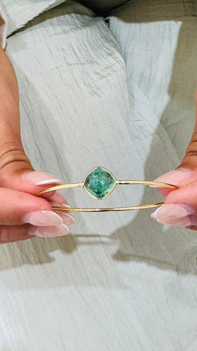 Green Tourmaline Sq. Bangle In 18K Yellow Gold