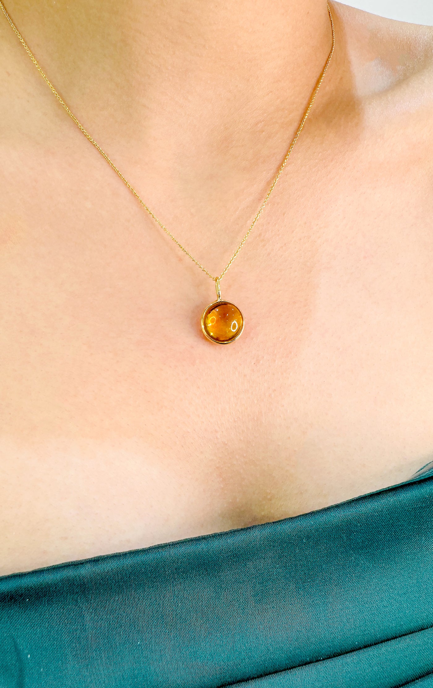 Gemstone Round Pendant In 18K Yellow Gold