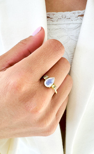 Rainbow Moonstone Pear Shape And Diamond Ring In 18K Yellow Gold