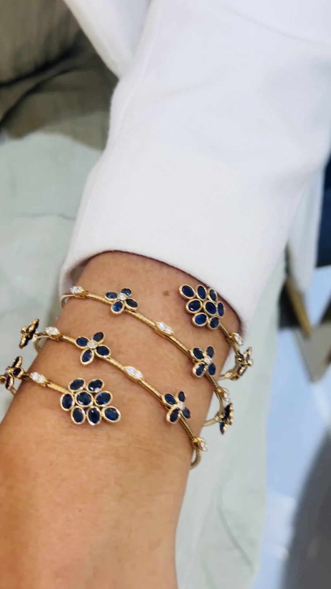 Blue Sapphire Oval And Diamond Bangle In 18K Yellow Gold